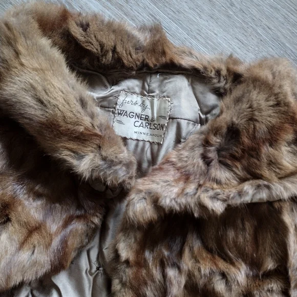Fur Brown Vest - Picture 6 of 6